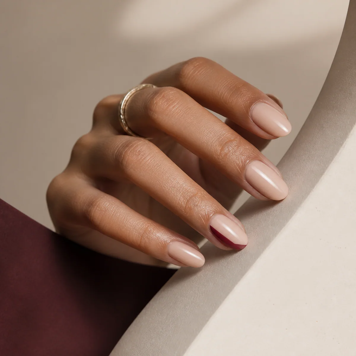 DeGLAMO nail artistry detail